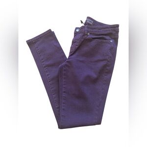 Mossimo Curvy Skinny Premium Denim Jeans. Size 6.